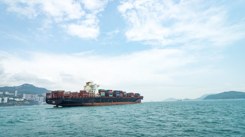 cubner-transport-maritime-container